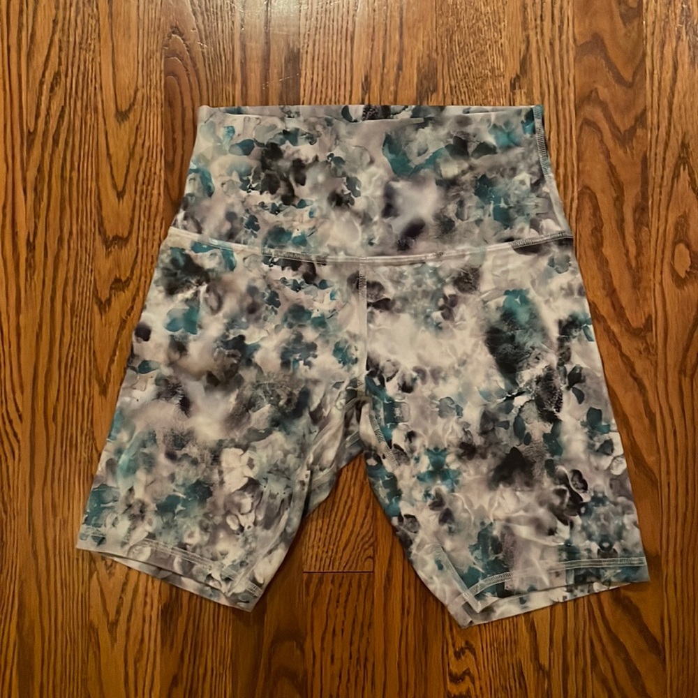 Lululemon Biker Shorts 🚴
